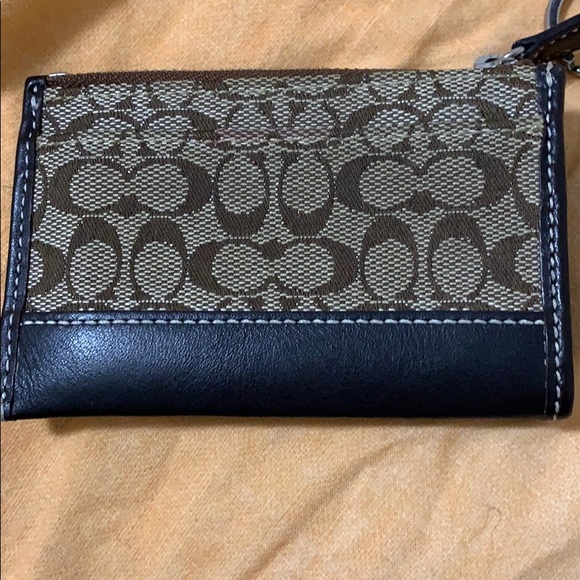Coach card and coin purse - Picture 6 of 6